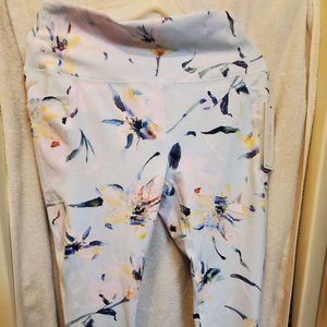 NTW RBK High Waisted Pocket Workout Capris XL